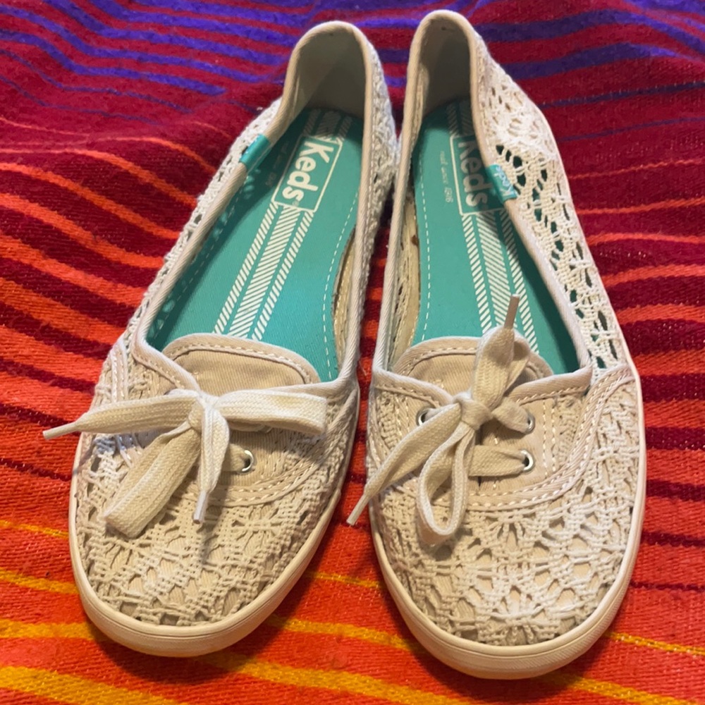 Keds crochet slip on size 7